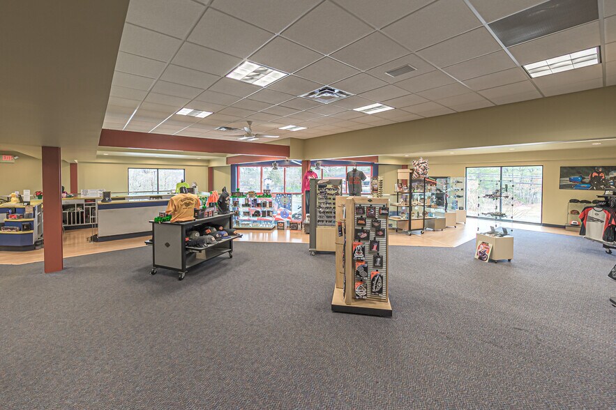 More Photos Of 219 E White Horse Pike, Galloway Health Club For Sale