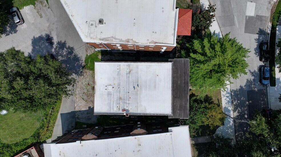 More Photos Of 2734 Charlotte St, Kansas City Apartments For Sale