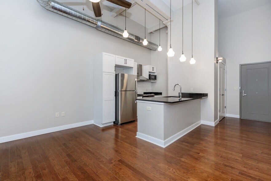 More Photos Of 811-827 Court St, Utica Apartments For Lease