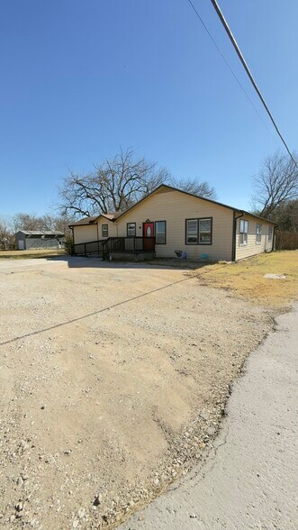 More Photos Of 216 S FM 1660, Hutto Daycare Center For Lease