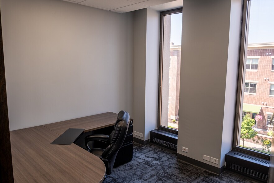 More Photos Of 221 W Webster Ave, Muskegon Medical For Sale