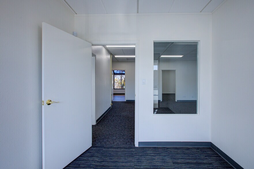 More Photos Of 1518 Coffee Rd, Modesto Medical For Lease