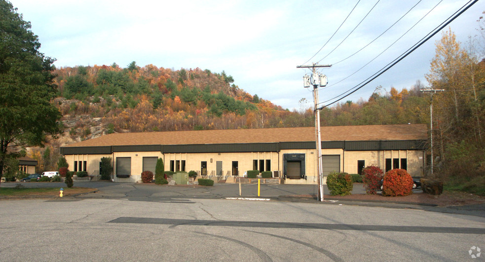 Primary Photo Of 29 S Commons Rd, Waterbury Flex For Lease