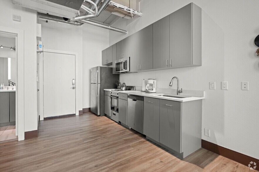 More Photos Of 1403 Corinth Rd, Dallas Apartments For Sale