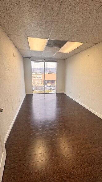 More Photos Of 435 W Orange Show Ln, San Bernardino Medical For Sale
