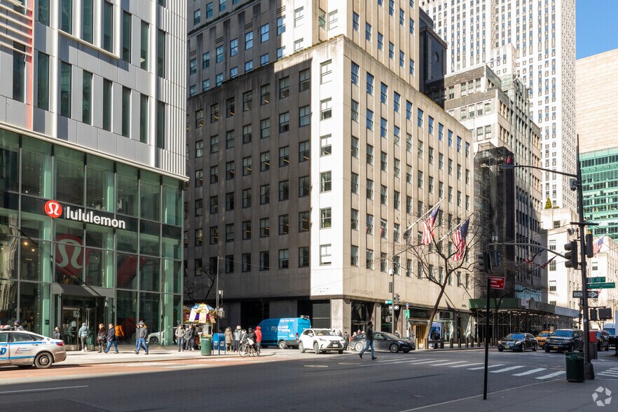 More Photos Of 600 Fifth Ave, New York Office For Lease
