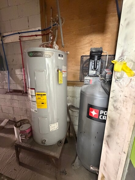 More Photos Of 6911 GA-72, Colbert Specialty For Sale