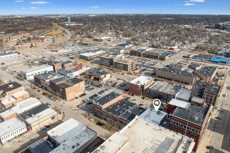 More Photos Of 212-218 E 4th St, Waterloo Loft Creative Space For Sale