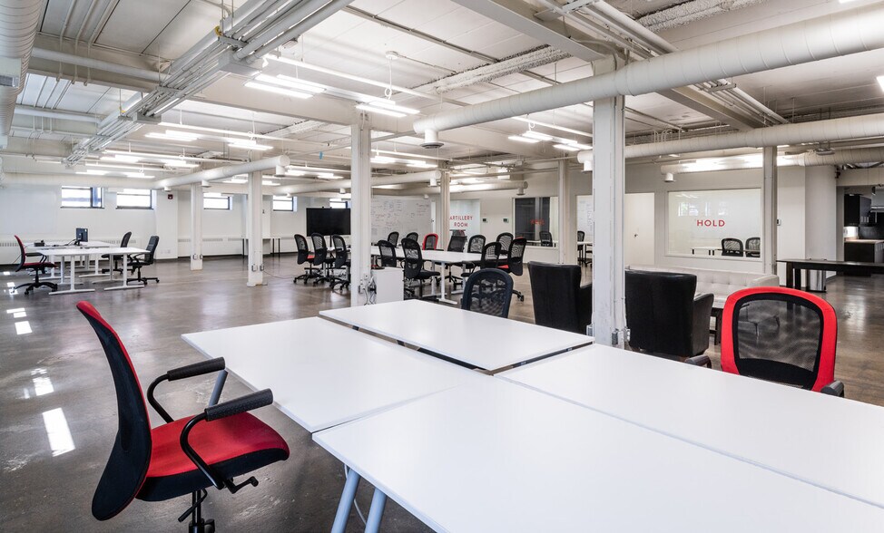 More Photos Of 455 Dovercourt Rd, Toronto Office For Lease