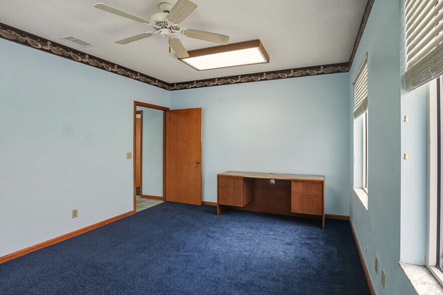 More Photos Of 1803 3rd St Sw, Winter Haven General Retail For Lease