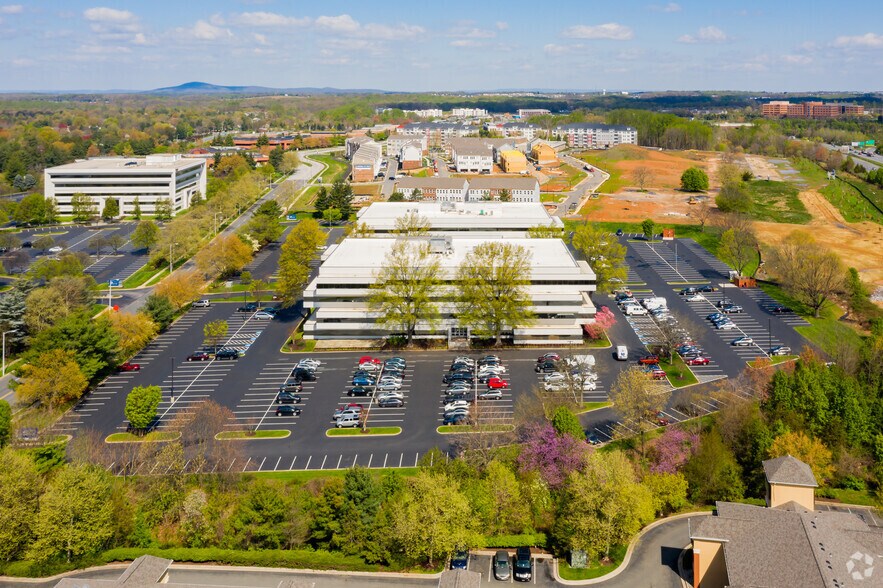 More Photos Of 20201 Century Blvd, Germantown Office For Lease