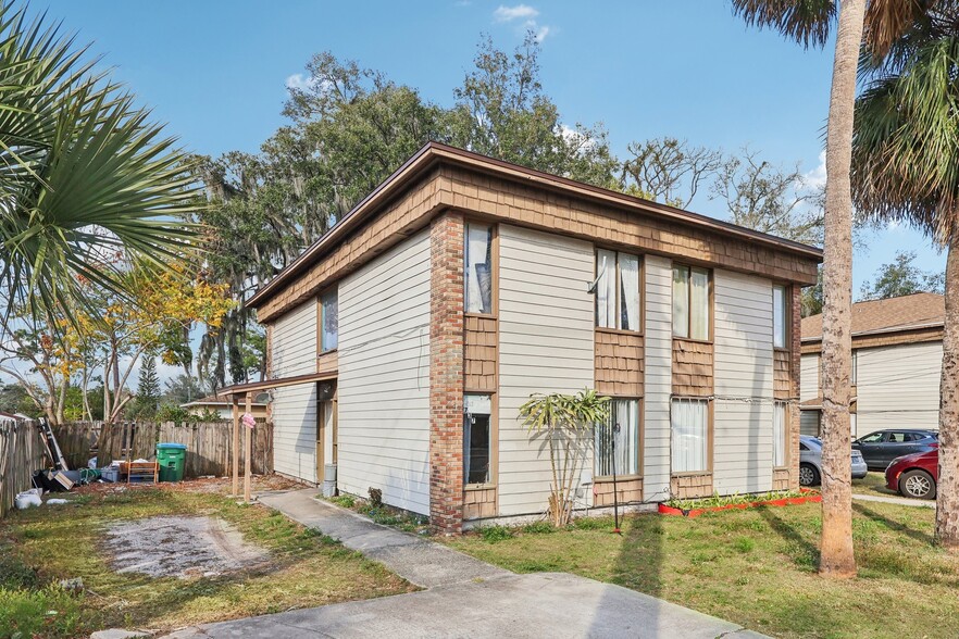 More Photos Of 737 E Church Ave, Longwood Apartments For Sale