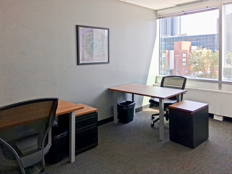 More Photos Of 330 St Mary Ave, Winnipeg Coworking Space
