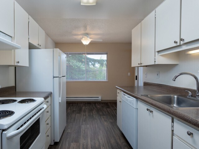 More Photos Of 9555 SW Allen Blvd, Beaverton Apartments For Sale