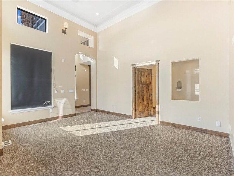 More Photos Of 485 S 100 E, Bountiful Office Residential For Sale