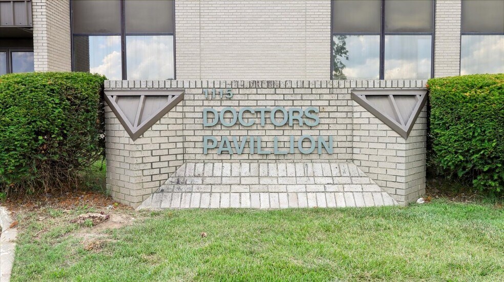 More Photos Of 1115 Alaska Ave, West Plains Hospital For Lease