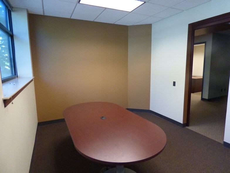 More Photos Of 1520 S 2nd St, Saint Louis Office For Sale