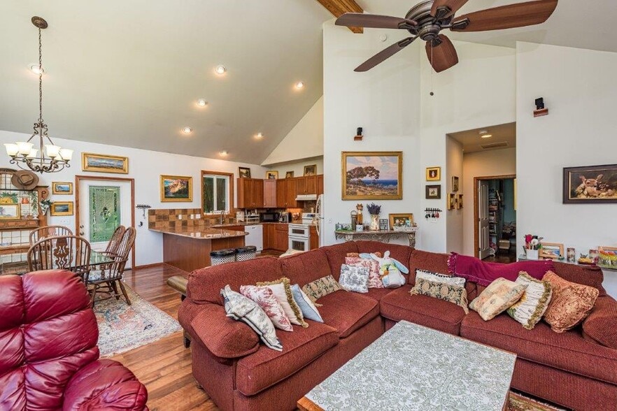 More Photos Of 397 Monterra Dr, Port Angeles Hospitality For Sale