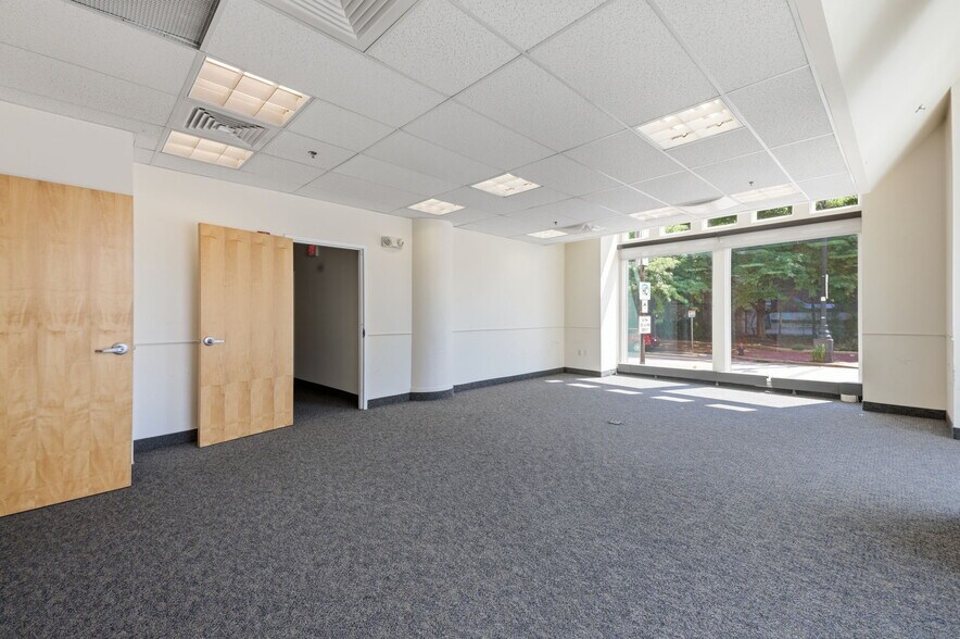 More Photos Of 210 South St, Boston Apartments For Sale