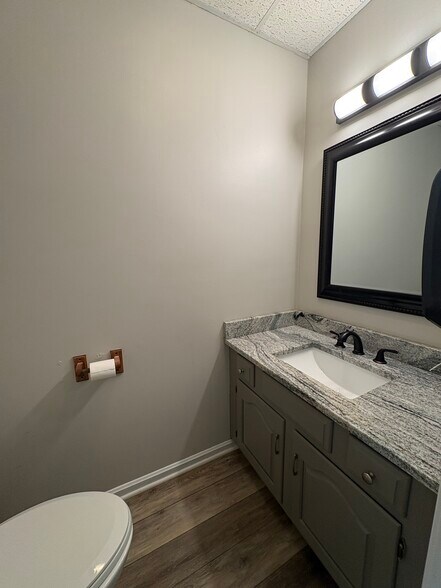 More Photos Of 4466 Darrow Rd, Stow Office For Sale