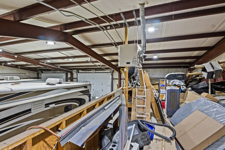 More Photos Of 1242 Loop 179, Pittsburg Specialty For Sale