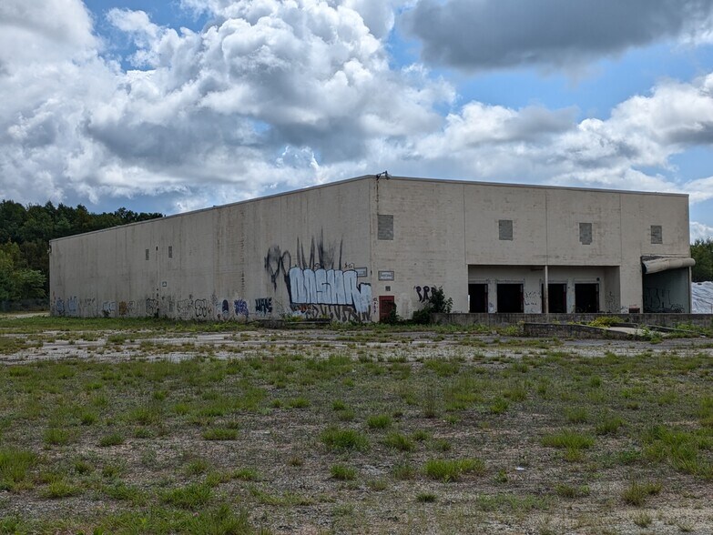 More Photos Of Lot 21-23 Holman St, Baldwinville Warehouse For Sale
