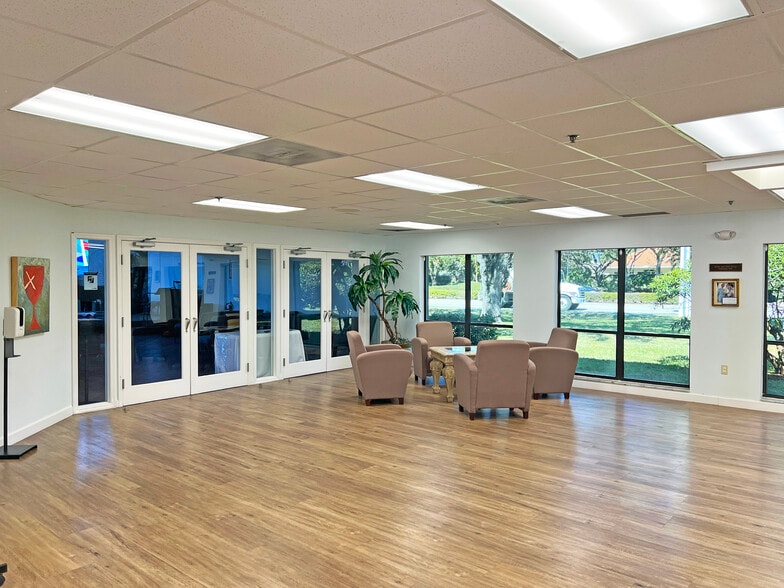 More Photos Of 2726 Burns Rd, Palm Beach Gardens Religious Facility For Sale