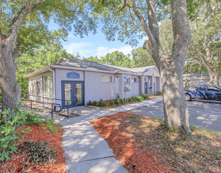 More Photos Of 14517 Bruce B Downs Blvd, Tampa Medical For Lease