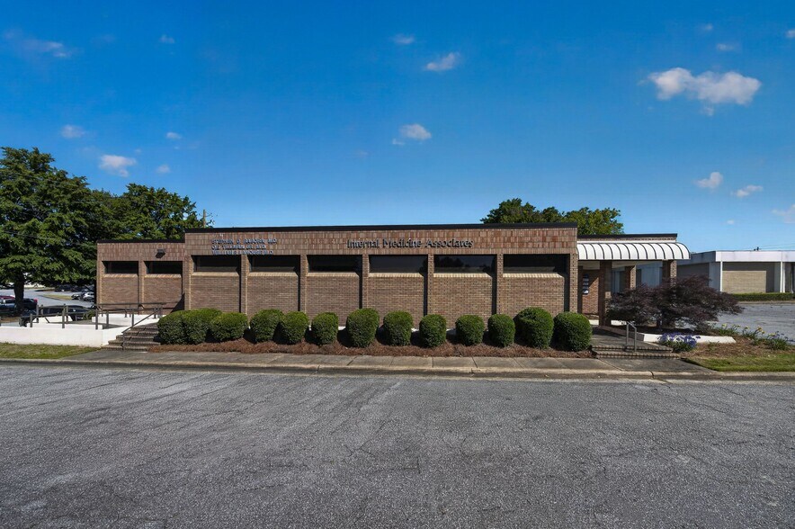 More Photos Of 1942 North Ave, Columbus Medical For Lease