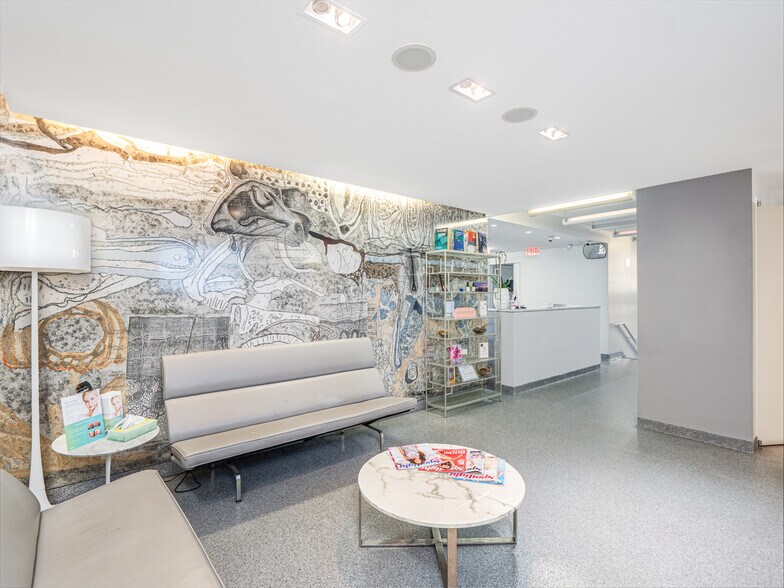 More Photos Of 911 Park Ave, New York Apartments For Sale