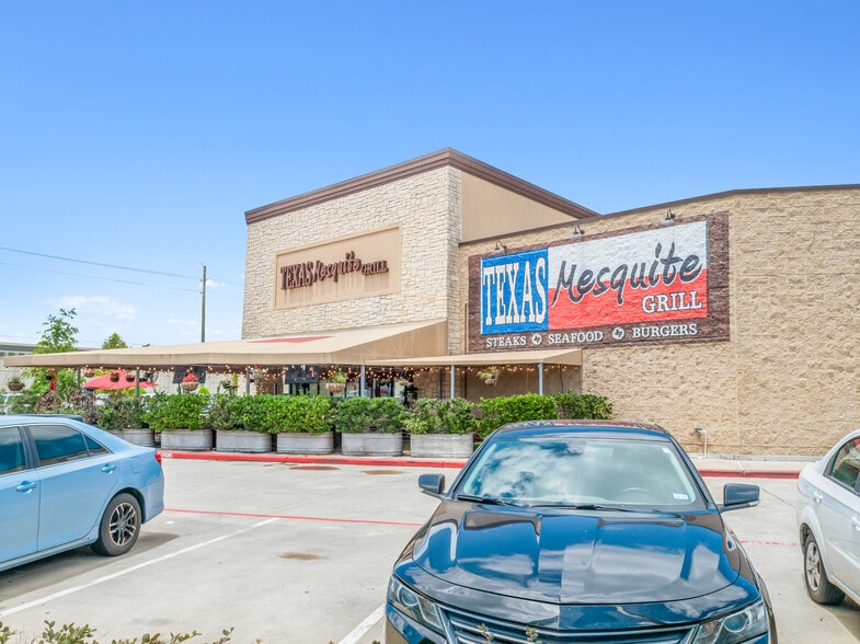 More Photos Of 27104 Highway 290, Cypress Freestanding For Lease