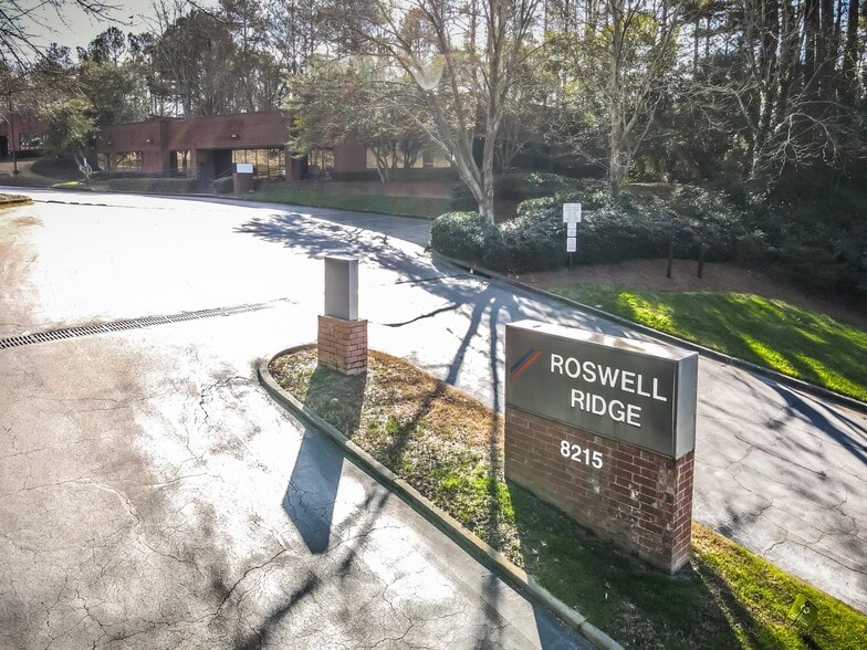 More Photos Of 8215 Roswell Rd, Atlanta Office For Sale