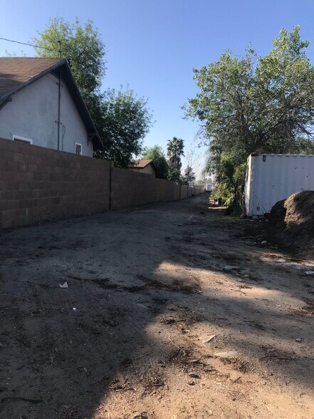 More Photos Of 1941 Darby St, Muscoy Land For Sale