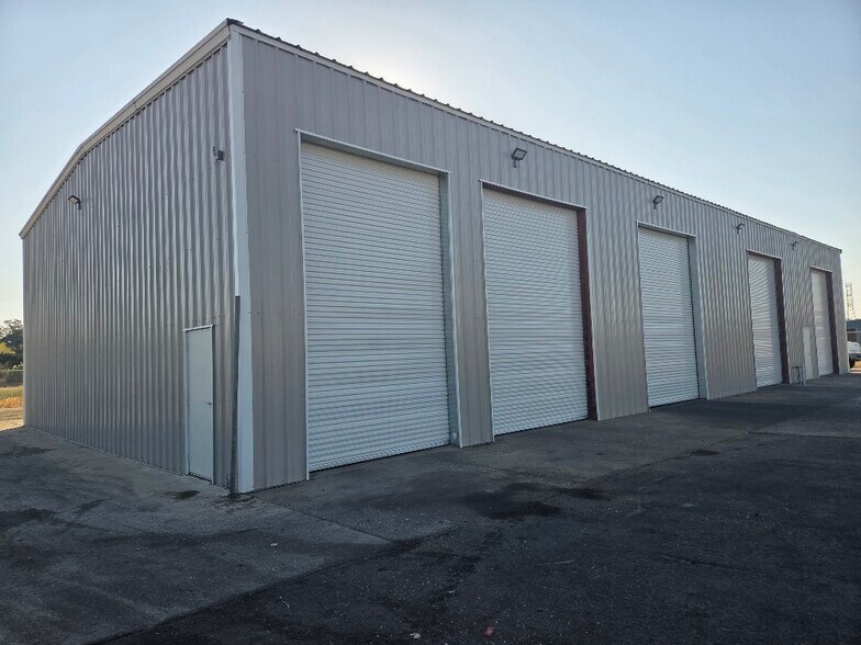 More Photos Of 148 Main St, Valley Springs Industrial For Lease