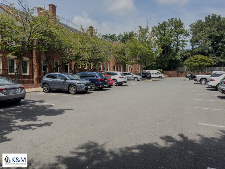 More Photos Of 4151-4165 Chain Bridge Rd, Fairfax Office For Sale