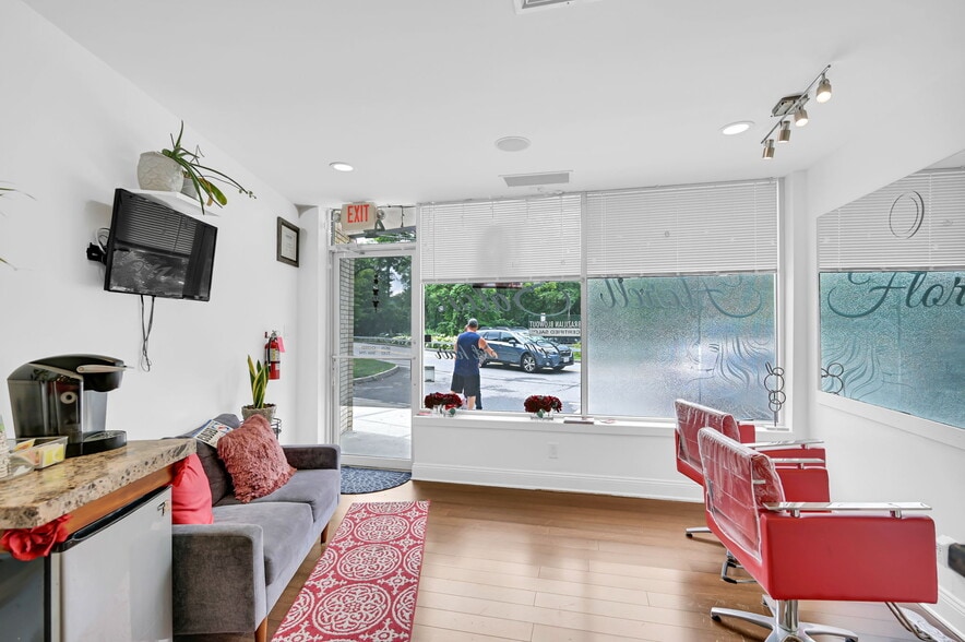 More Photos Of 2 Broadway, Valhalla Office For Sale