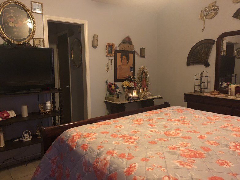 More Photos Of 1020 Jackson Keller Rd, San Antonio Apartments For Sale