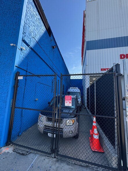 More Photos Of 6307 Fresh Pond Rd, Ridgewood Auto Repair For Sale