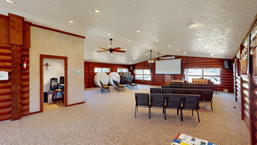 More Photos Of 1430 Riverview Rd, Riverton Office Residential For Sale