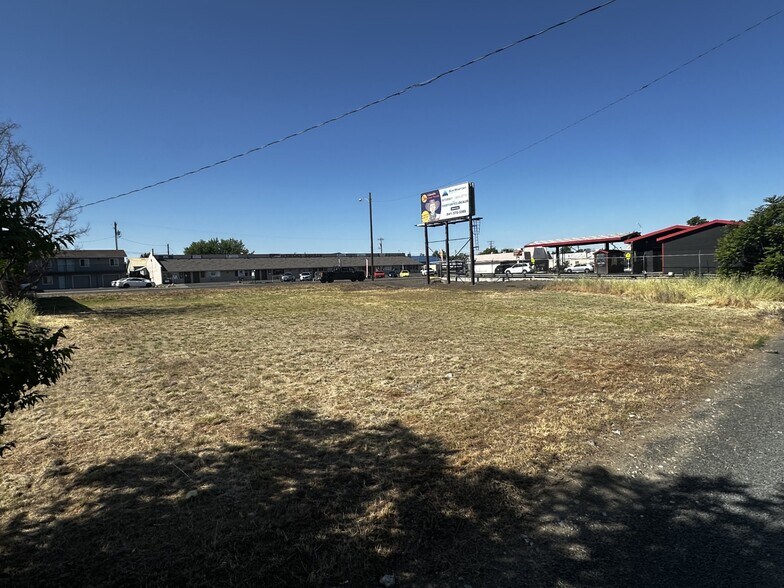 More Photos Of 6th St, Umatilla Land For Sale