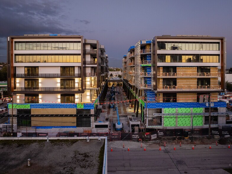 More Photos Of 8188 Manitoba St, Vancouver Light Distribution For Lease