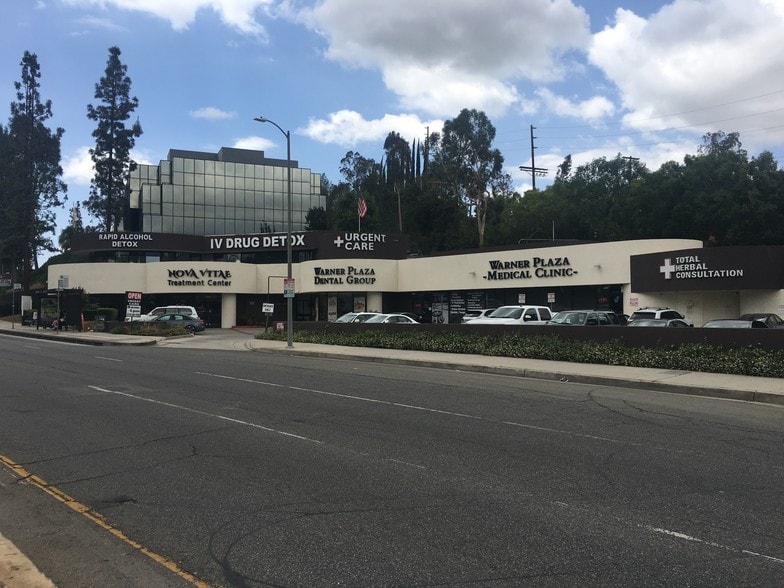 More Photos Of 5975-5999 Topanga Canyon Blvd, Woodland Hills Storefront For Lease