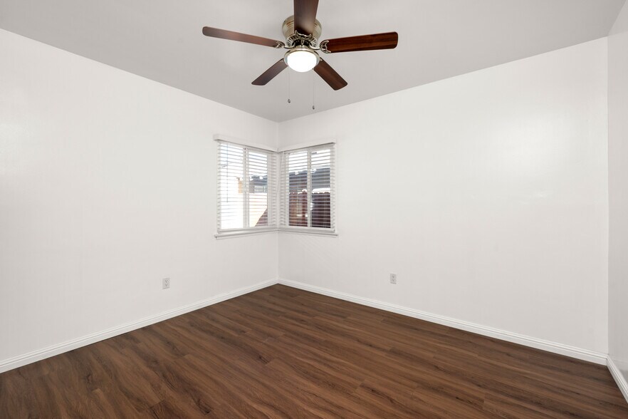 More Photos Of 9833 Walnut St, Bellflower Apartments For Sale