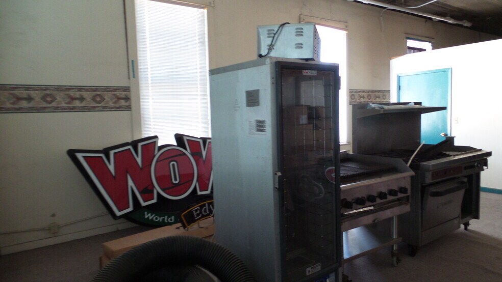 More Photos Of 102 Saint Joseph Ave, Brewton Storefront Retail Residential For Sale