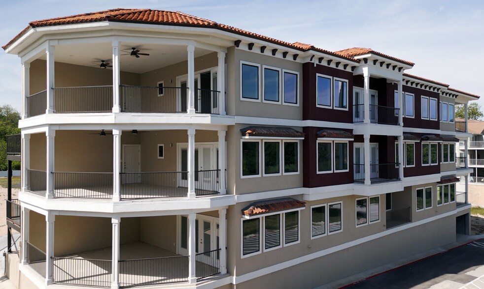 More Photos Of 640 E Mather St, New Braunfels Apartments For Sale