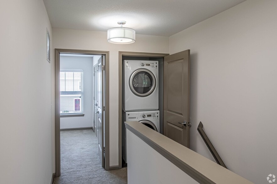 More Photos Of 6159 Winthrop Ave, Indianapolis Apartments For Sale