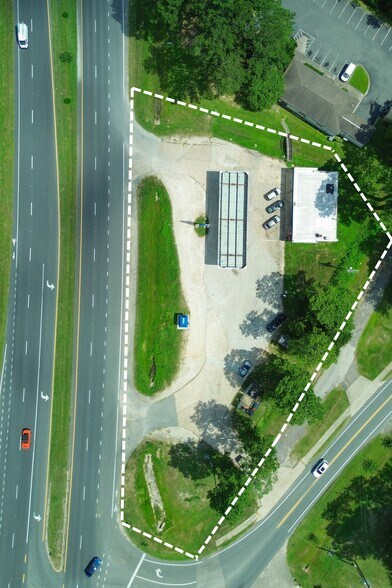 More Photos Of 30960 Blue Star Hwy, Midway Service Station For Sale