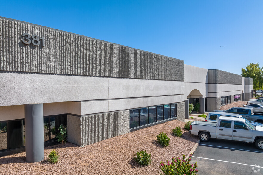 Primary Photo Of 211-381 E Chilton Dr, Chandler Warehouse For Lease