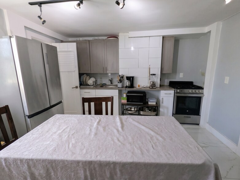 More Photos Of 173 Brunswick St, Jersey City Apartments For Sale