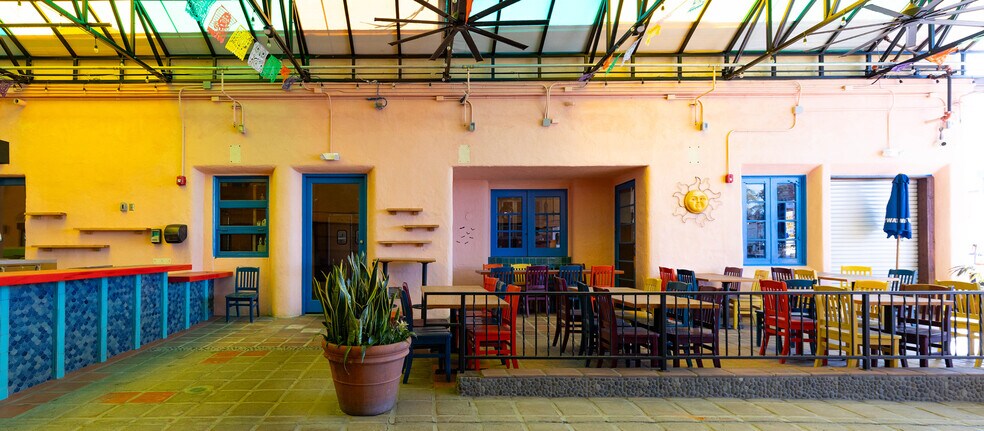 More Photos Of 2470-2474 San Diego Ave, San Diego Storefront Retail Office For Lease